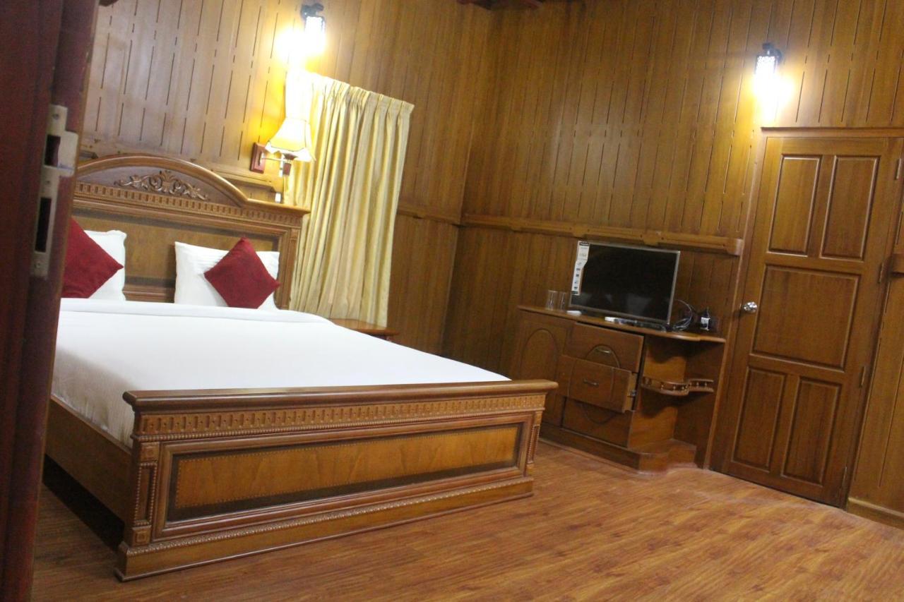 Nikhil Ayurvedic Heritage Hotel Varkala Exterior photo