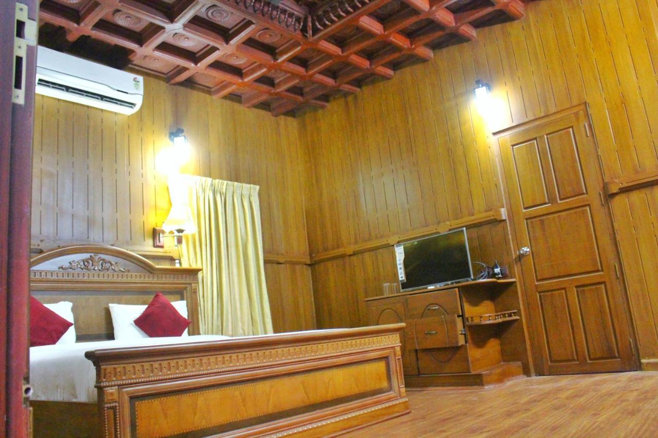 Nikhil Ayurvedic Heritage Hotel Varkala Exterior photo